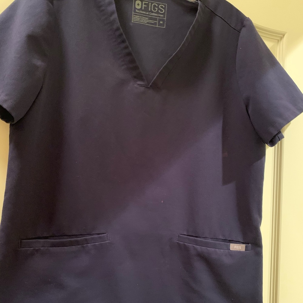 Navy Figs Casma Scrub Top